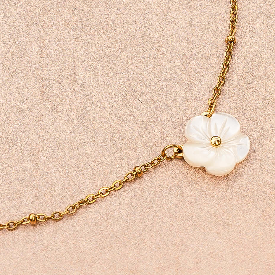 Daisy Necklace - Harmia