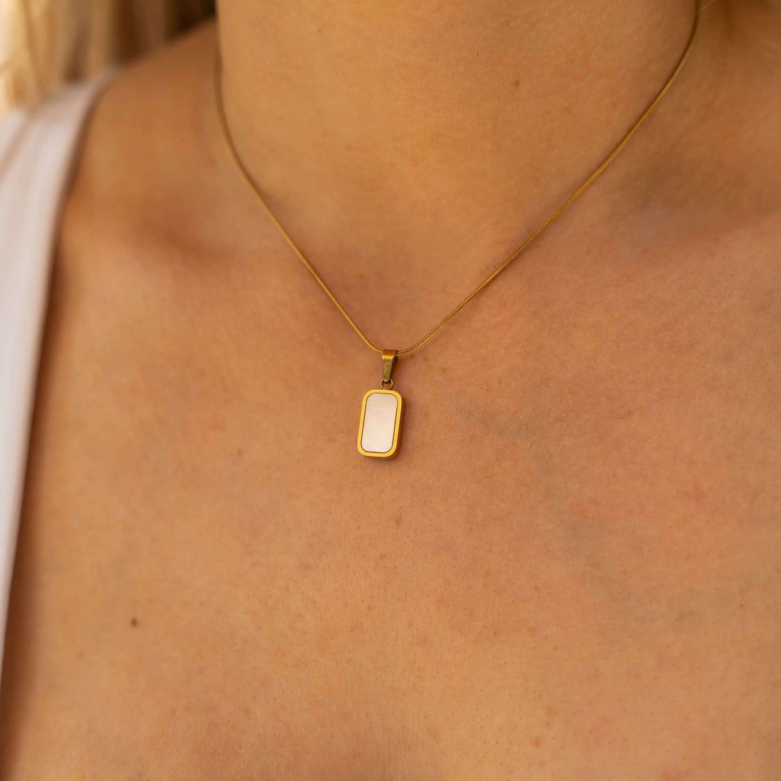 Solis Reversible Pendant - Gold - Harmia